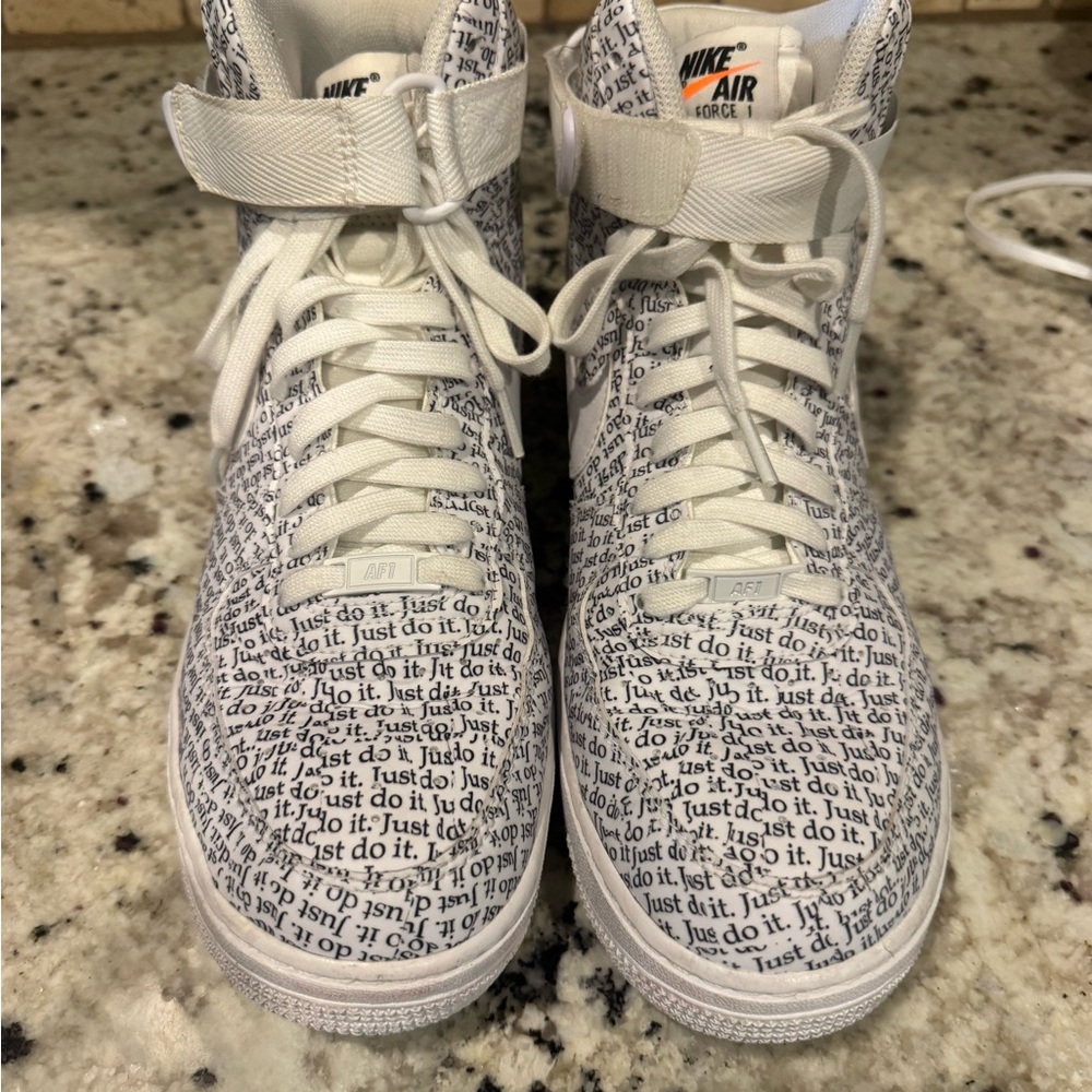 Nike Air Force 1 High Top
Just Do It Pack White Black Size 10
